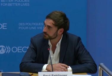 Photo of Project Liberty Institute’s Director of Policy, Innovation & Impact, Paul Fehlinger speaking about responsible data and AI in Paris.